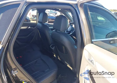 2015 Audi Q3 2.0T Premium Plus z USA, uszkodzony, nr VIN WA1EFCFSXFR012685